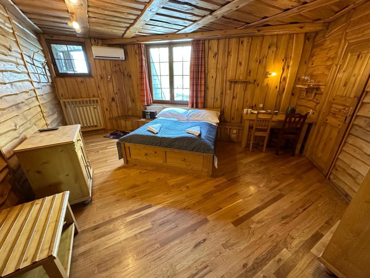 Penzion Ten Bed & Breakfast Pardubice Exterior photo
