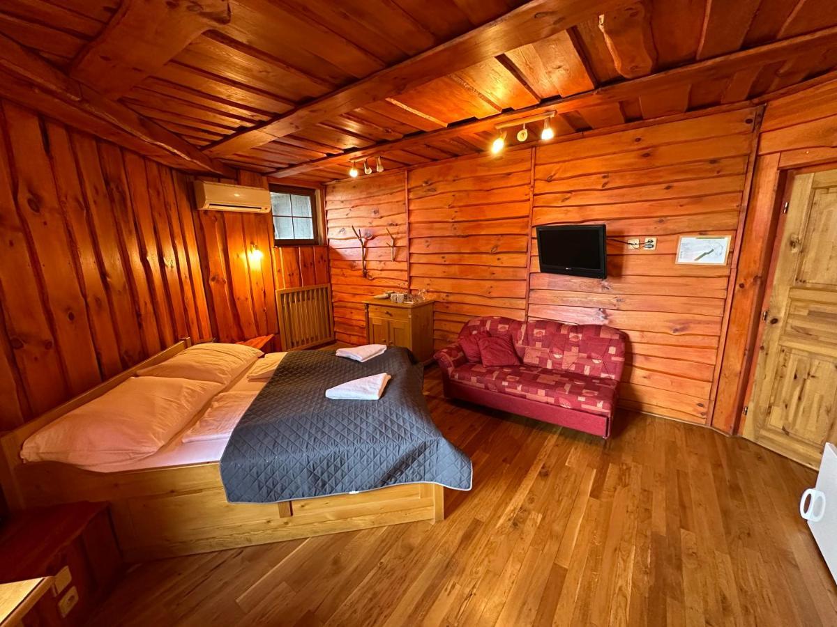 Penzion Ten Bed & Breakfast Pardubice Exterior photo